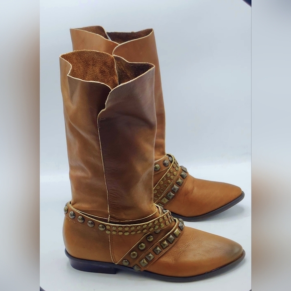 Matisse Brown Cognac Fold Foldable Slip-On Studs Strap Mid-Calf Boot Size 7.5 M - Picture 12 of 16